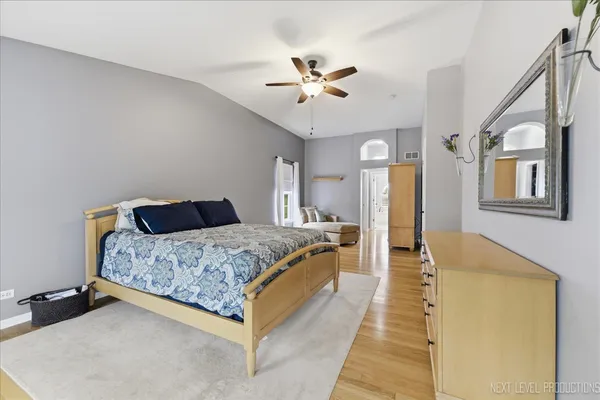 $639,900 | 3219 Larrabee Drive, Geneva, IL 60134