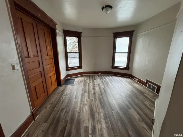 $68,000 | 1827 North Peoria Avenue, Peoria, IL 61603