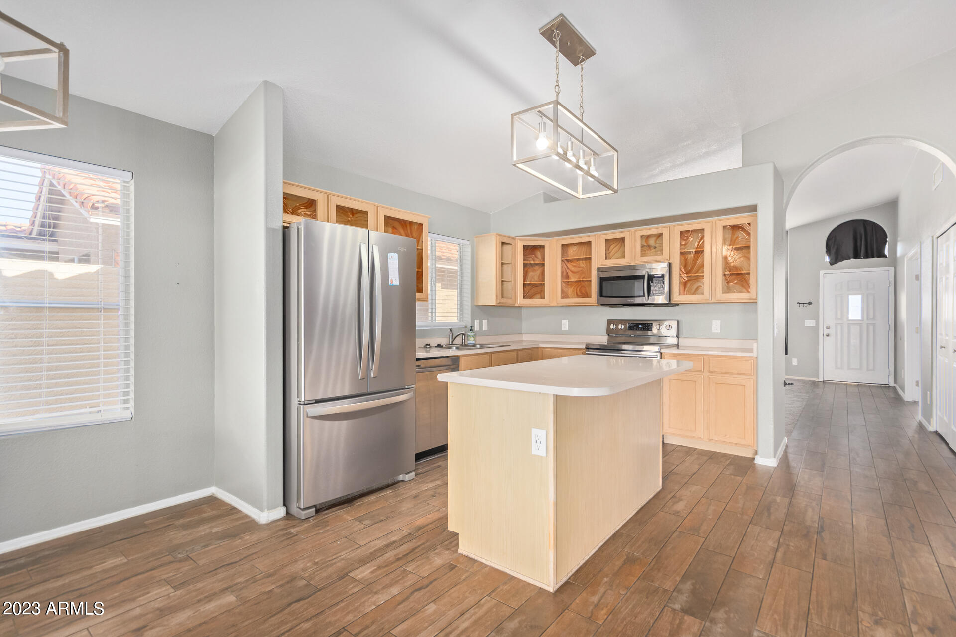 7554 West Calavar Road Peoria, AZ 85381 - Photo 11 of 30 11 - Calavar