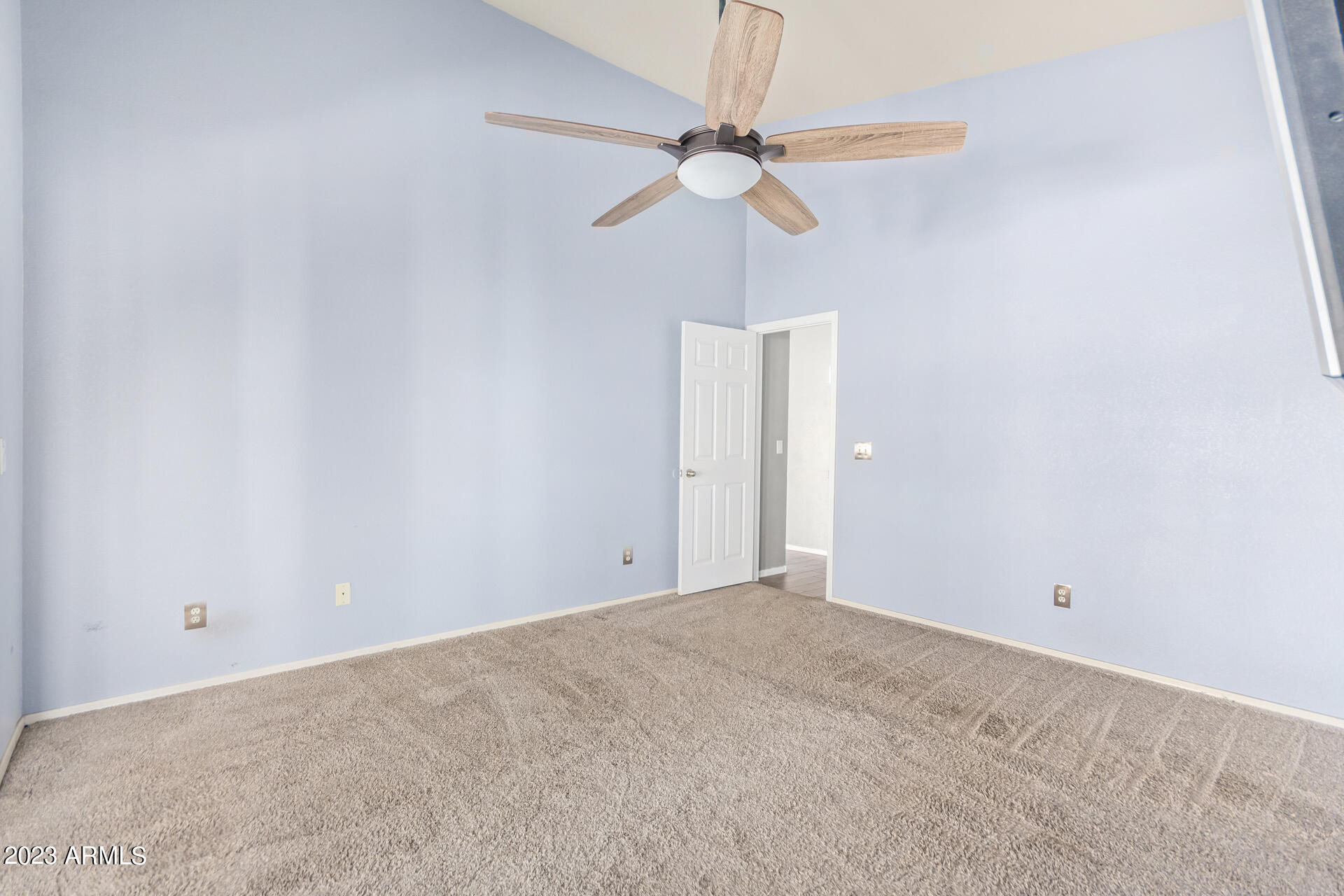 7554 West Calavar Road Peoria, AZ 85381 - Photo 16 of 30 16 - Calavar