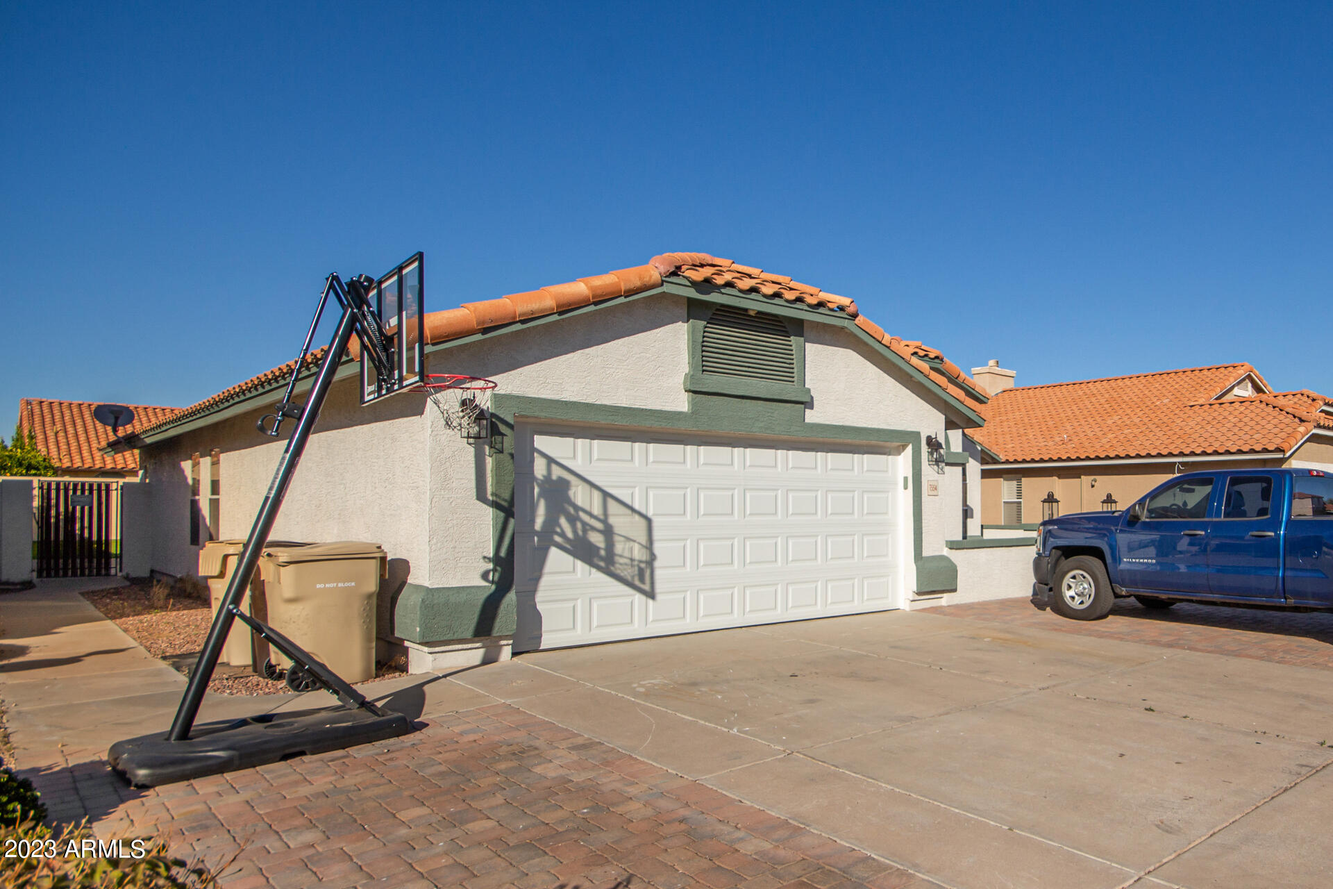 7554 West Calavar Road Peoria, AZ 85381 - Photo 2 of 30 02 - Calavar