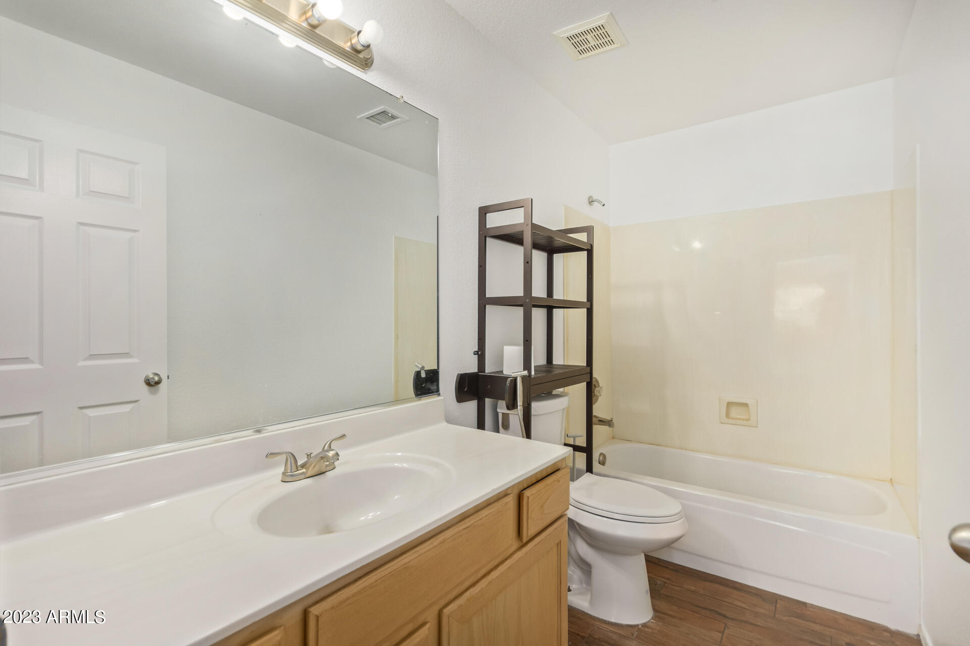7554 West Calavar Road Peoria, AZ 85381 - Photo 23 of 30 25 - Calavar