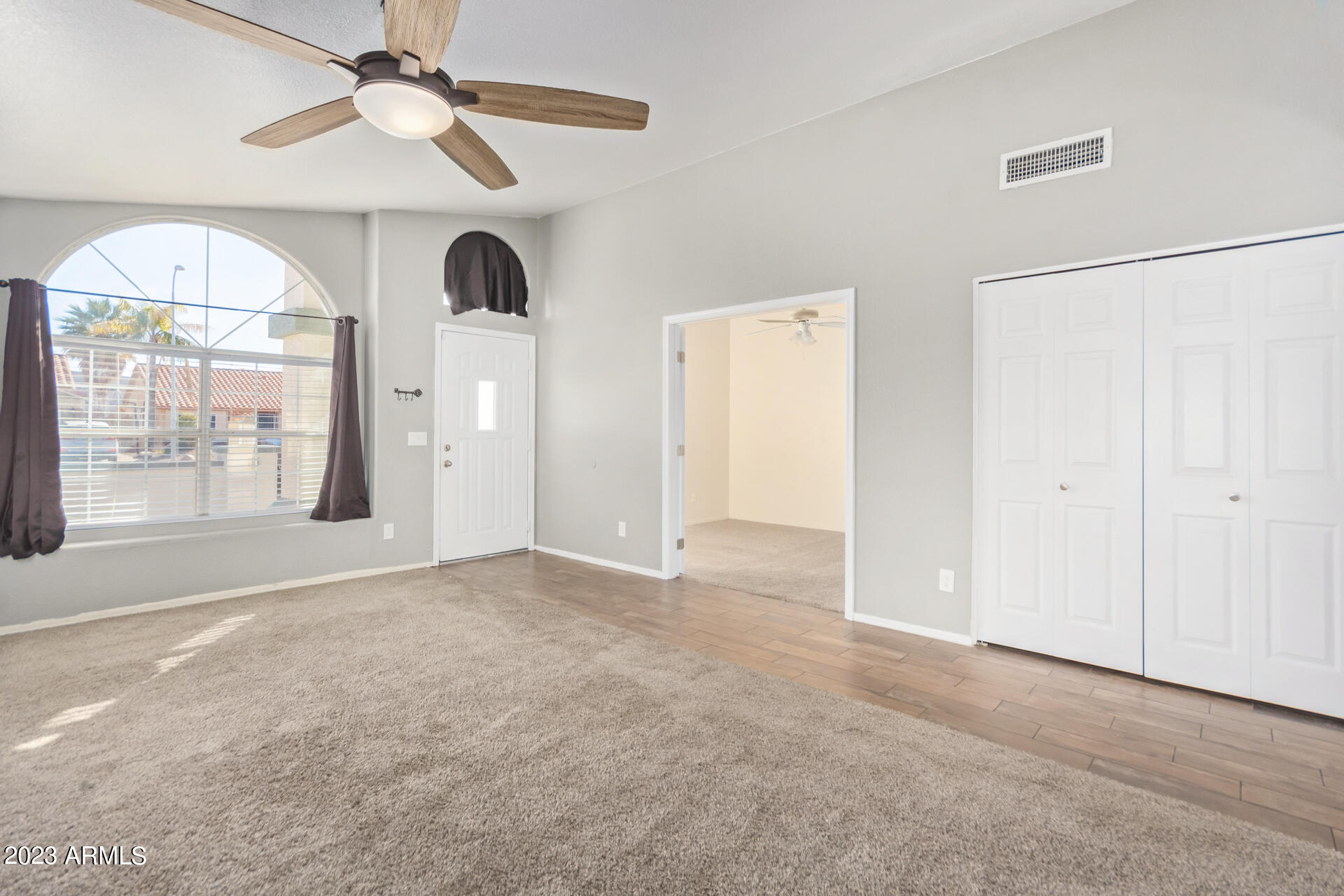 7554 West Calavar Road Peoria, AZ 85381 - Photo 4 of 30 04 - Calavar