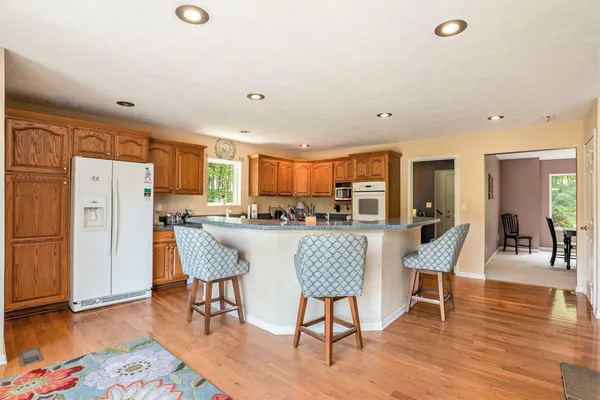 $975,000 | 7805 Cougar Drive, Delton, MI 49046