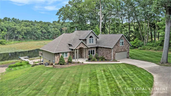 $975,000 | 7805 Cougar Drive, Delton, MI 49046