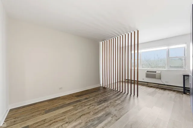 $1,095 | 5920 North Kenmore Avenue, Unit 519, Chicago, IL 60660