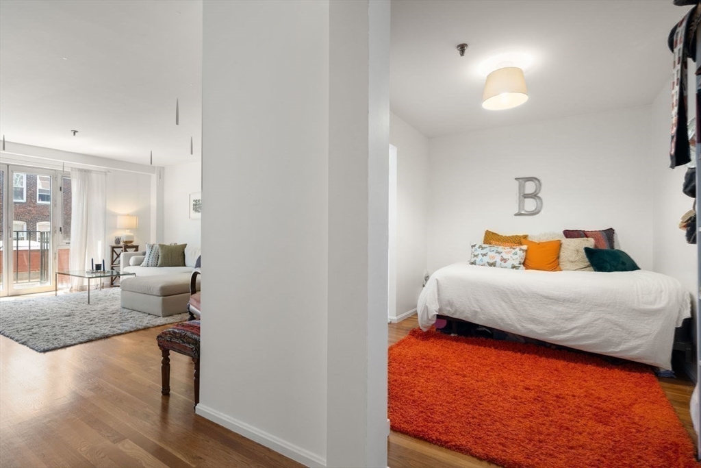 350 North Street, Unit 403 Boston, MA 02113 - Photo 20 of 31