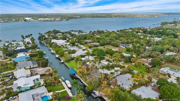 $1,599,000 | 505 Southwest North Carolina Drive, Stuart, FL 34994