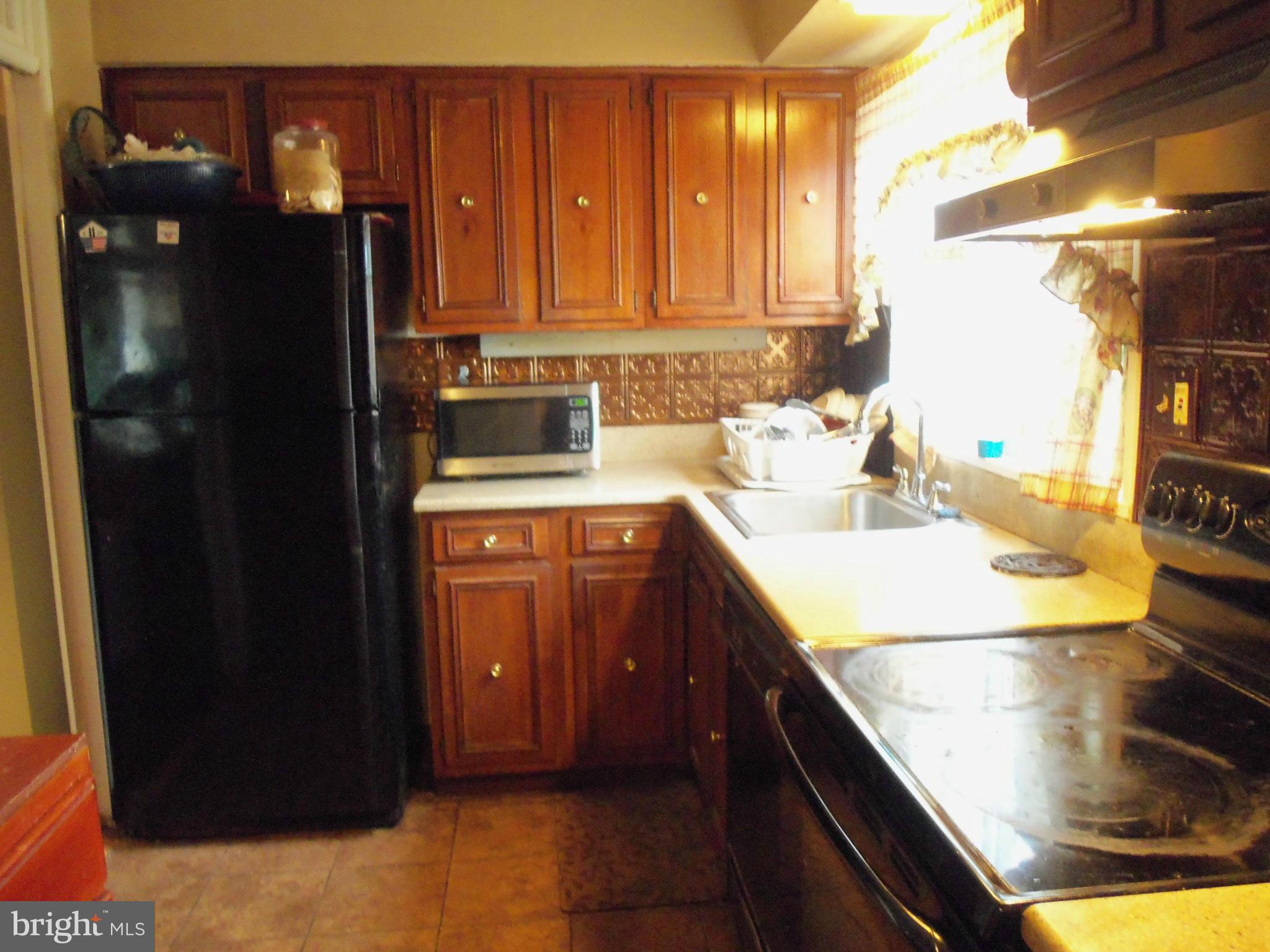 7309 Axton Street Springfield, VA 22151 - Photo 14 of 26 Kitchen