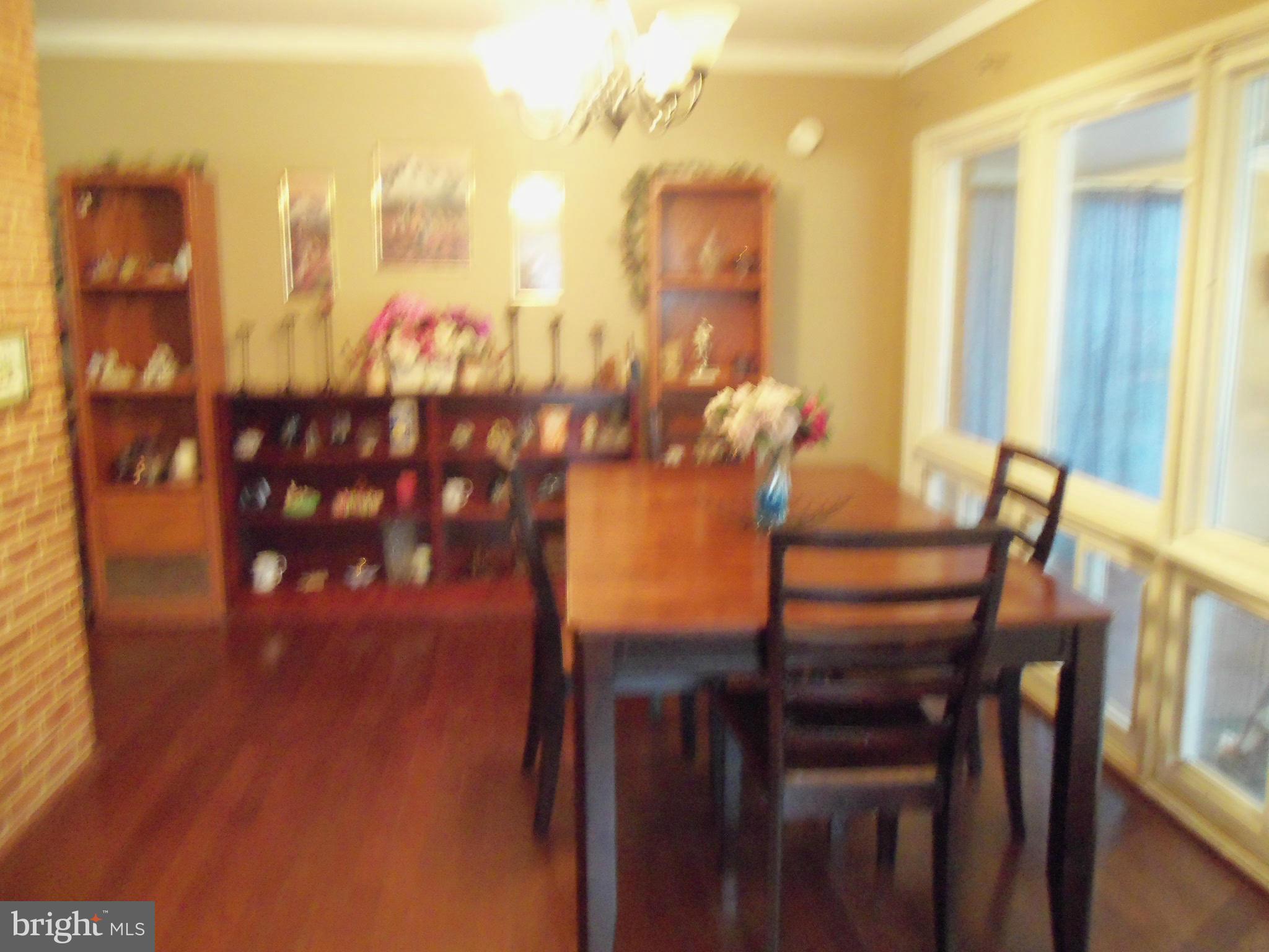 7309 Axton Street Springfield, VA 22151 - Photo 5 of 26 Interior (General)