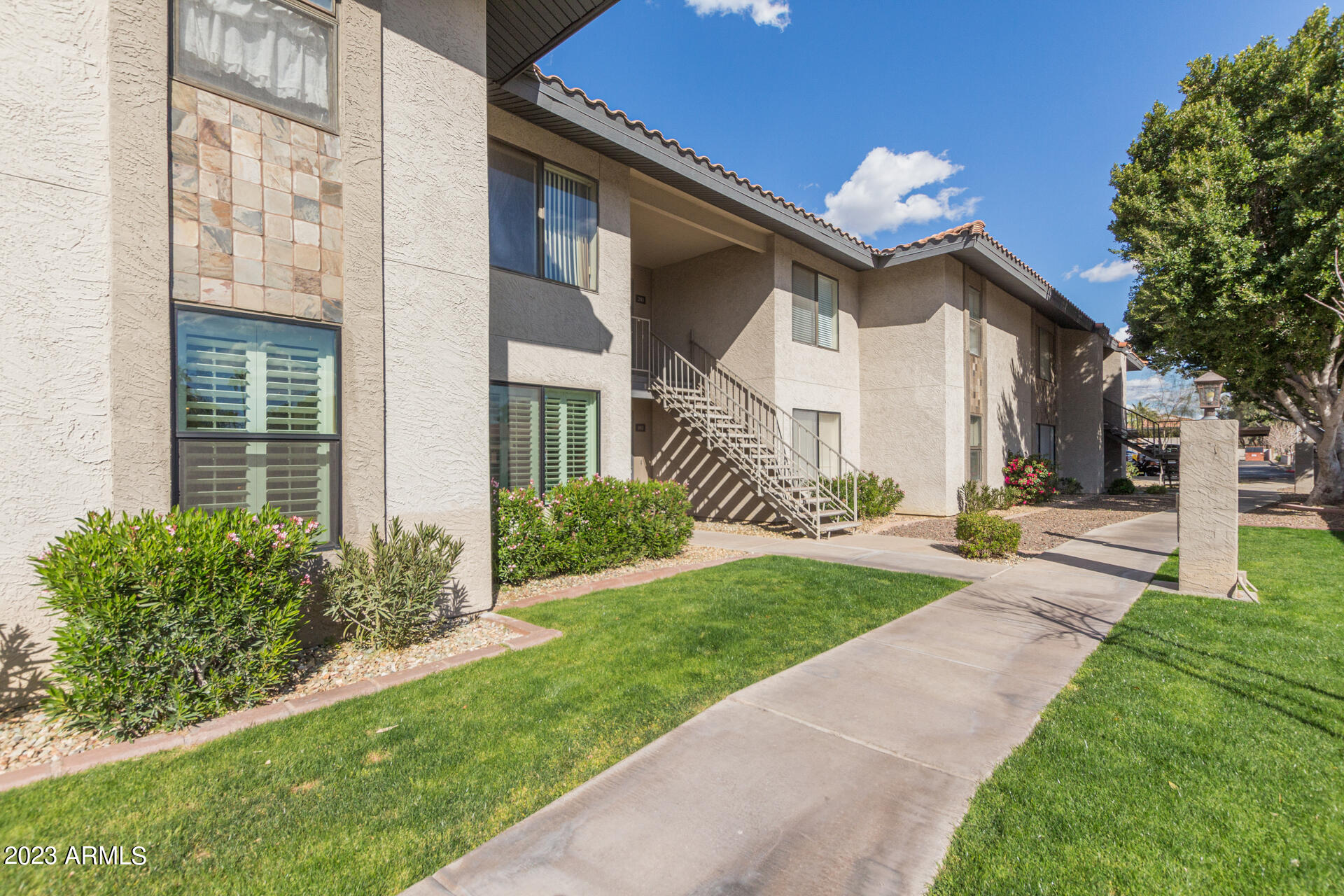 1402 East Guadalupe Road, Unit 104 Tempe, AZ 85283 - Photo 1 of 9 La Tierra