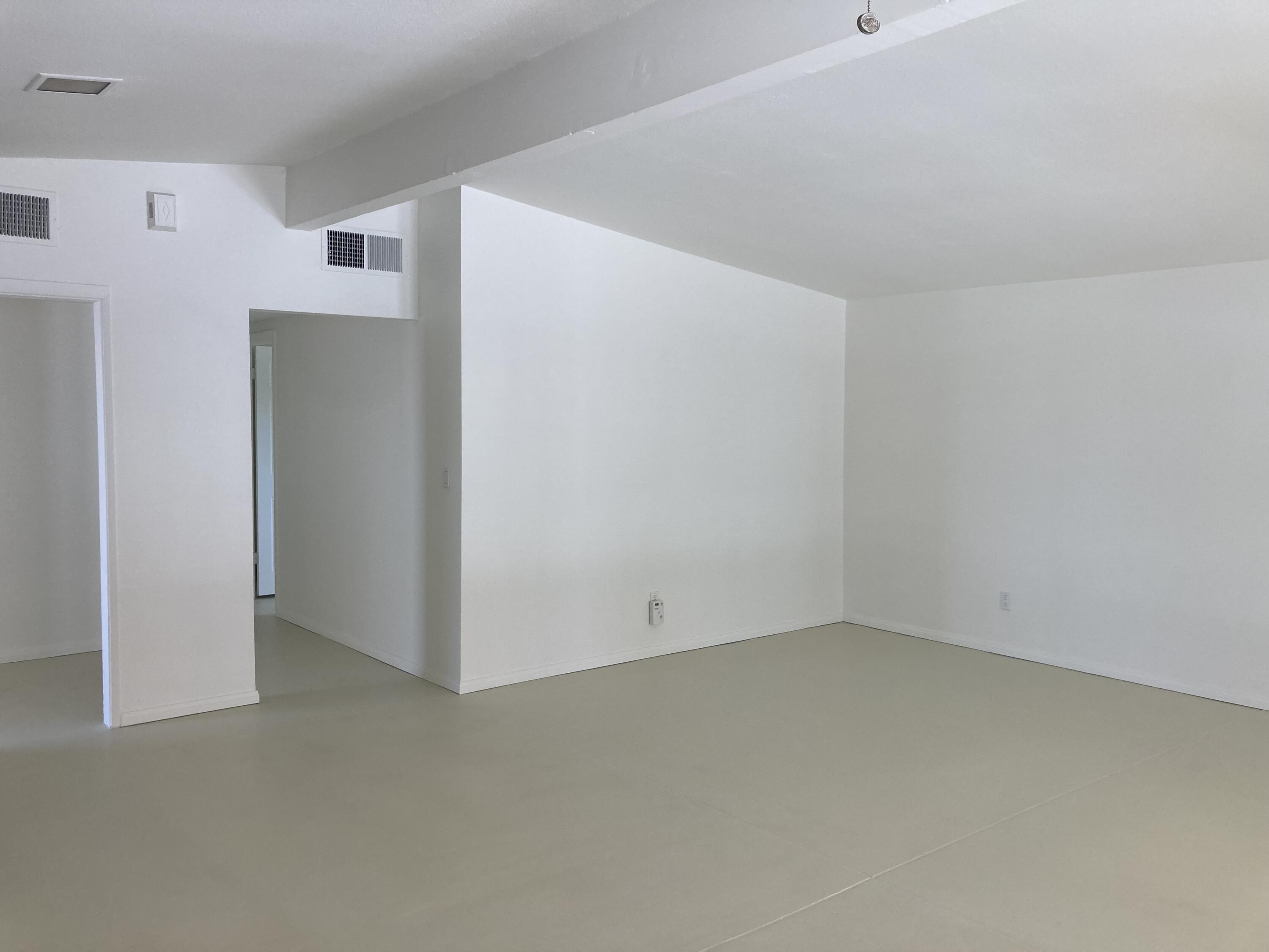 74091 Aster Drive Palm Desert, CA 92260 - Photo 9 of 16 a view of small space