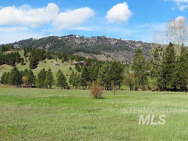 91 Crosstimber Loop Garden Valley, ID 83622 - Photo 2 of 50
