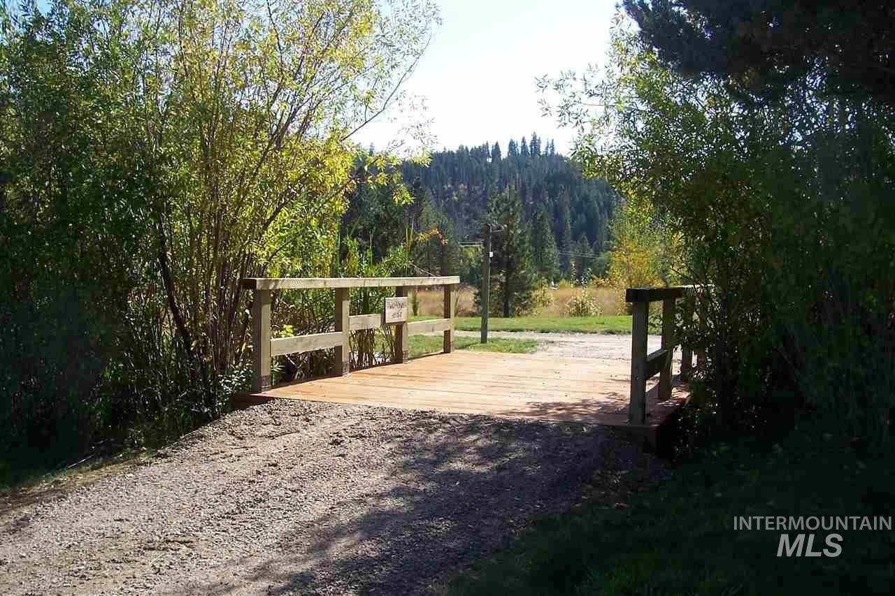 91 Crosstimber Loop Garden Valley, ID 83622 - Photo 34 of 50