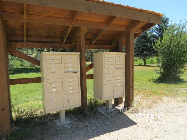 91 Crosstimber Loop Garden Valley, ID 83622 - Photo 48 of 50