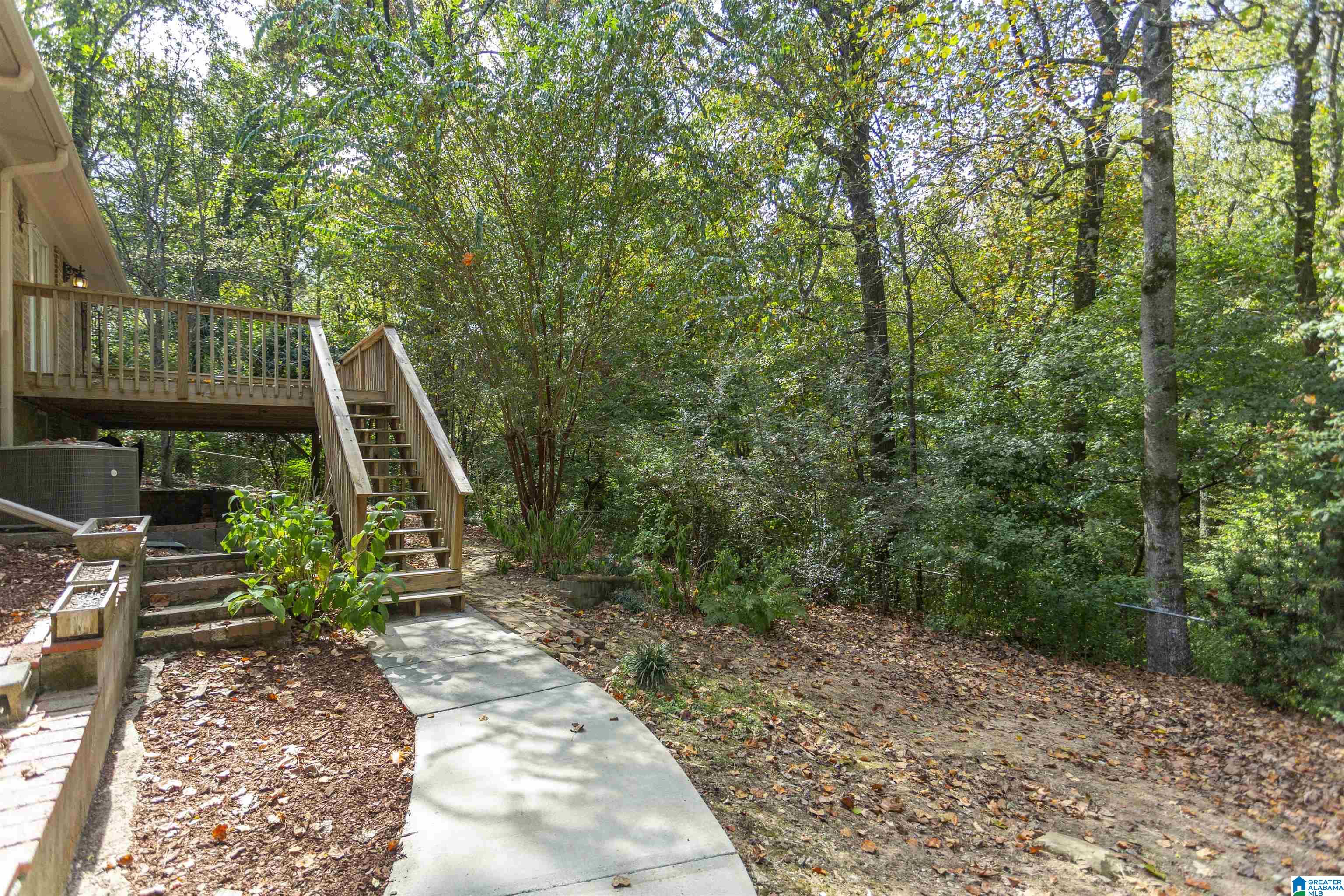 1904 Thornhill Road Fultondale, AL 35068 - Photo 6 of 47