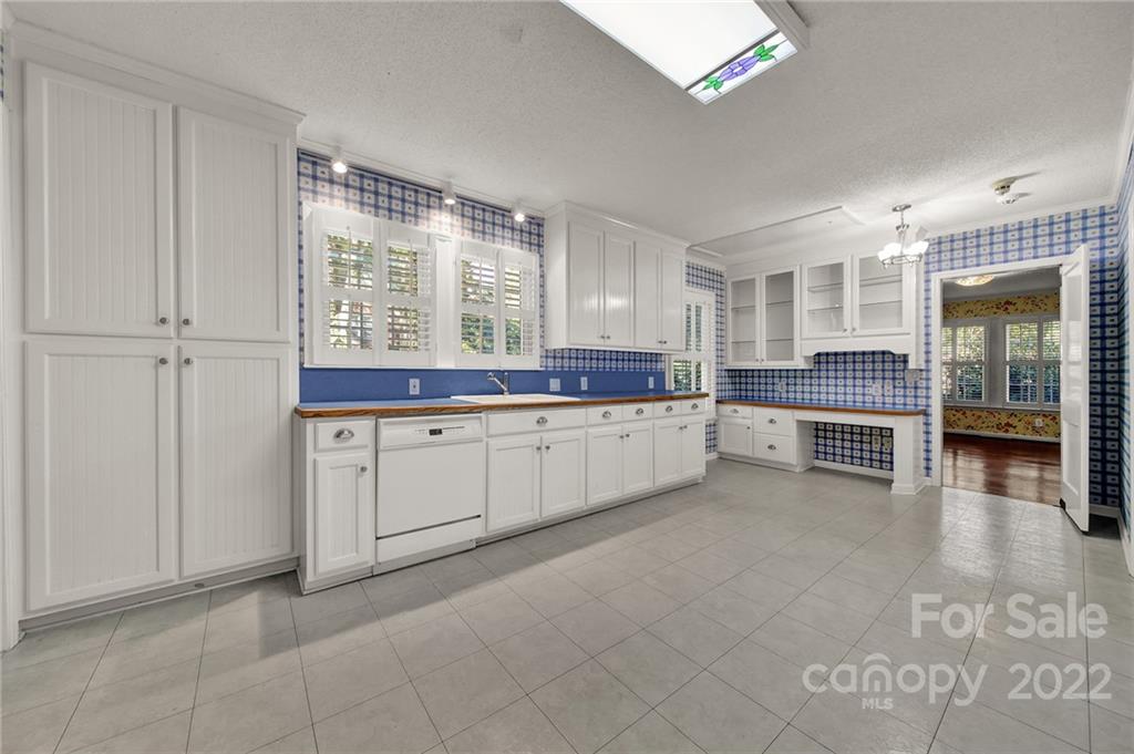 1307 Jackson Road Gastonia, NC 28052 - Photo 8 of 43 Gallery Image 8