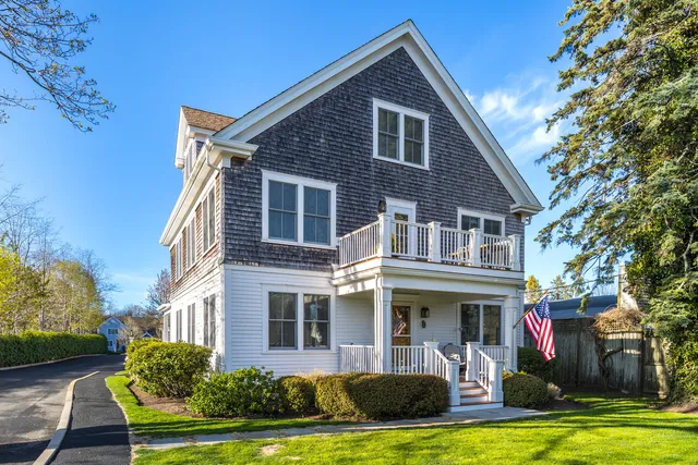 $875,000 | 480 Main Street, Unit 1U, Falmouth, MA 02540