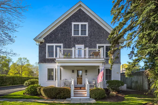 $875,000 | 480 Main Street, Unit 1U, Falmouth, MA 02540