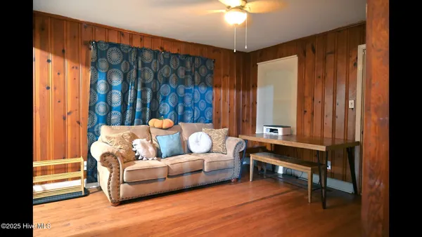 $300,000 | 916 Bern Street, New Bern, NC 28560