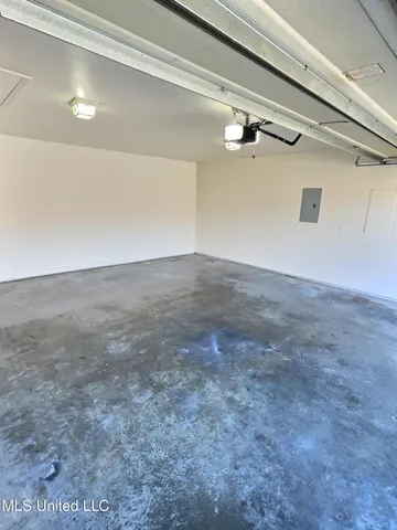 $1,600 | 2316 Paula Circle, Ocean Springs, MS 39564