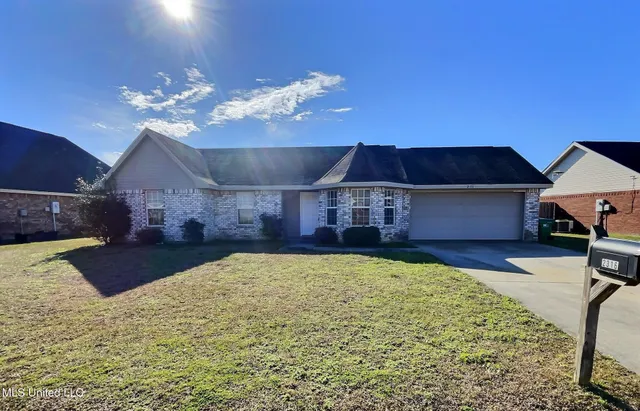 $1,600 | 2316 Paula Circle, Ocean Springs, MS 39564
