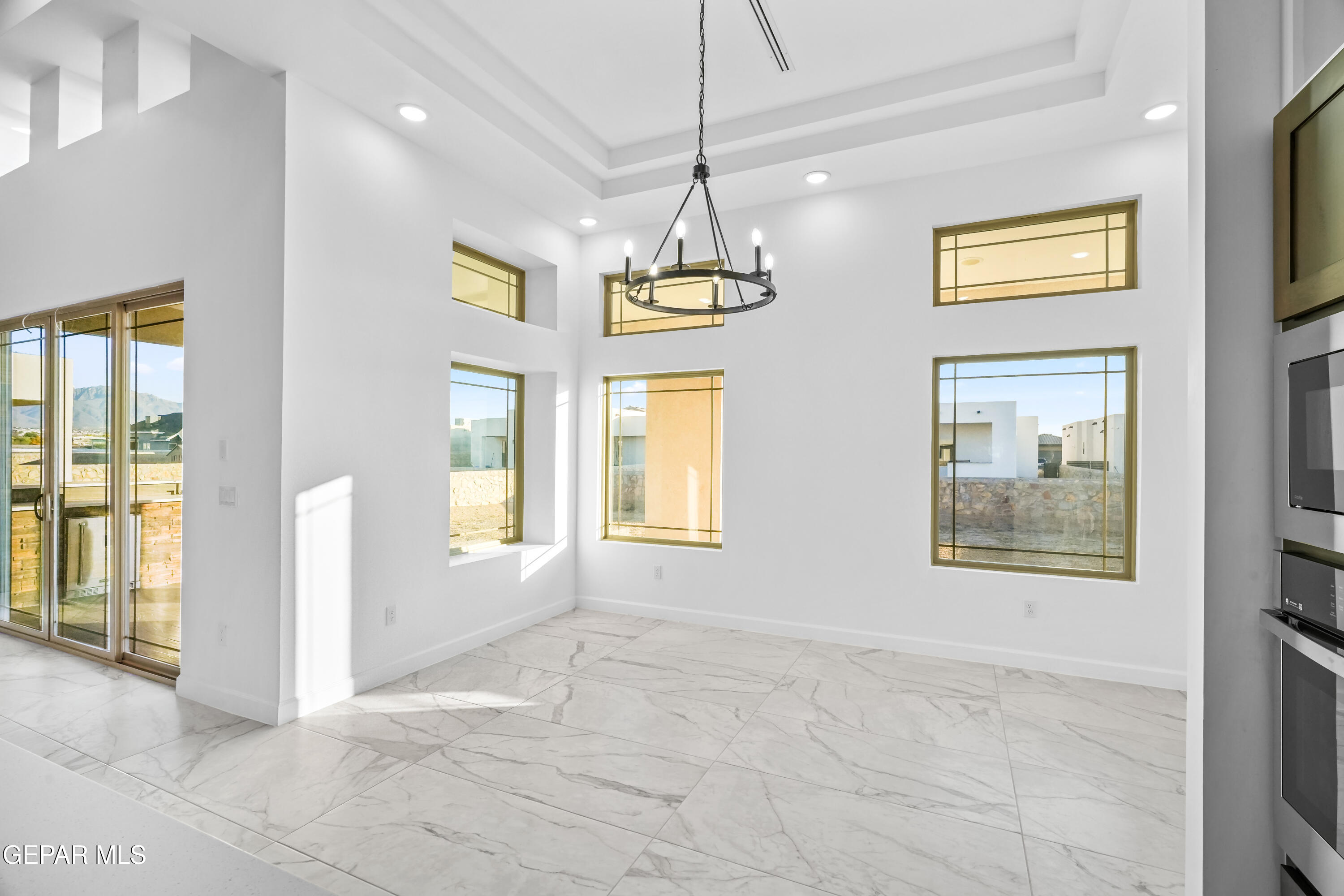 356 Rio De Jazmin Circle El Paso, TX 79932 - Photo 23 of 66 356 Rio De Jazmin-18