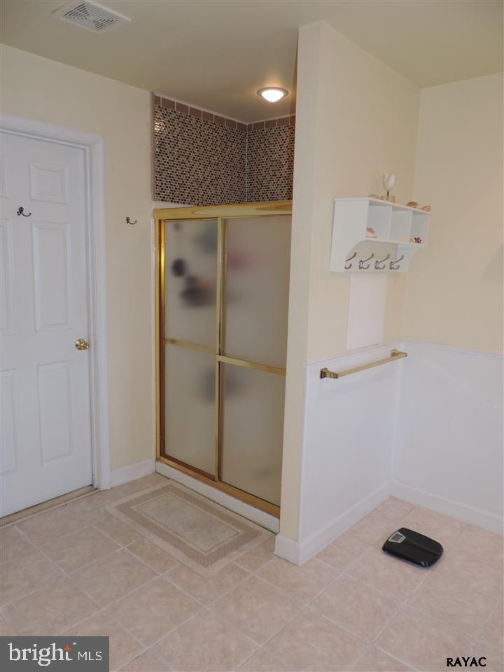 5564 Bentz Road Spring Grove, PA 17362 - Photo 22 of 36