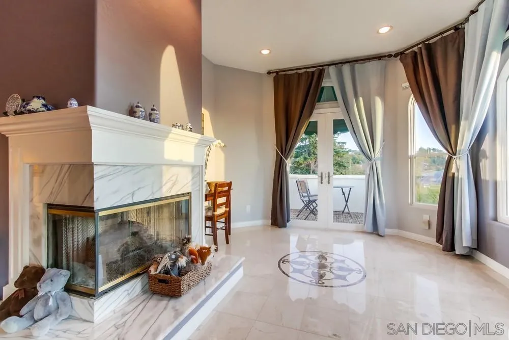 17843 Valle Verde Road Poway, CA 92064 - Photo 38 of 70 a very nice looking room with a large window