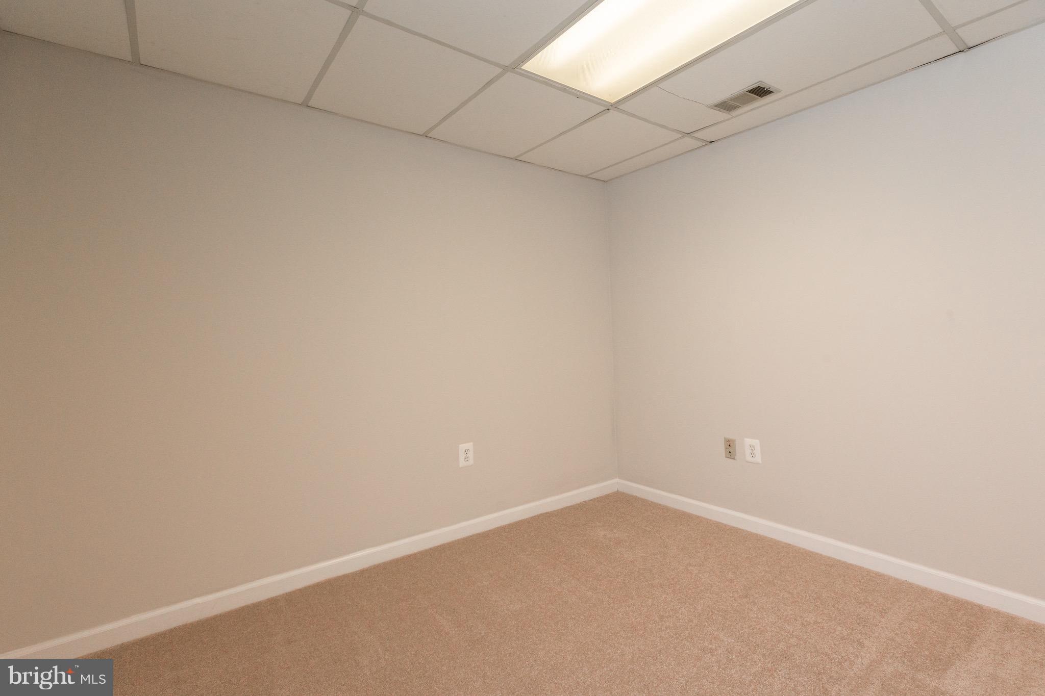 75 Locust Tree Lane Front Royal, VA 22630 - Photo 20 of 27 a room