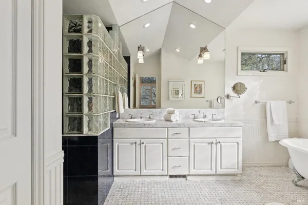 $1,795,000 | 3556 Wood Valley Road, Sonoma, CA 95476