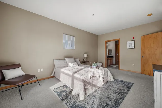 $284,900 | 10900 West Bluemound Road, Unit 208, Wauwatosa, WI 53226
