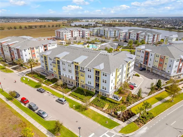 $370,000 | 7517 Laureate Boulevard, Unit 4206, Orlando, FL 32827