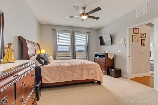 $370,000 | 7517 Laureate Boulevard, Unit 4206, Orlando, FL 32827