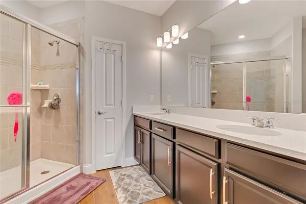 $370,000 | 7517 Laureate Boulevard, Unit 4206, Orlando, FL 32827