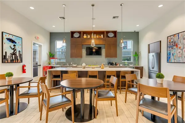 $370,000 | 7517 Laureate Boulevard, Unit 4206, Orlando, FL 32827
