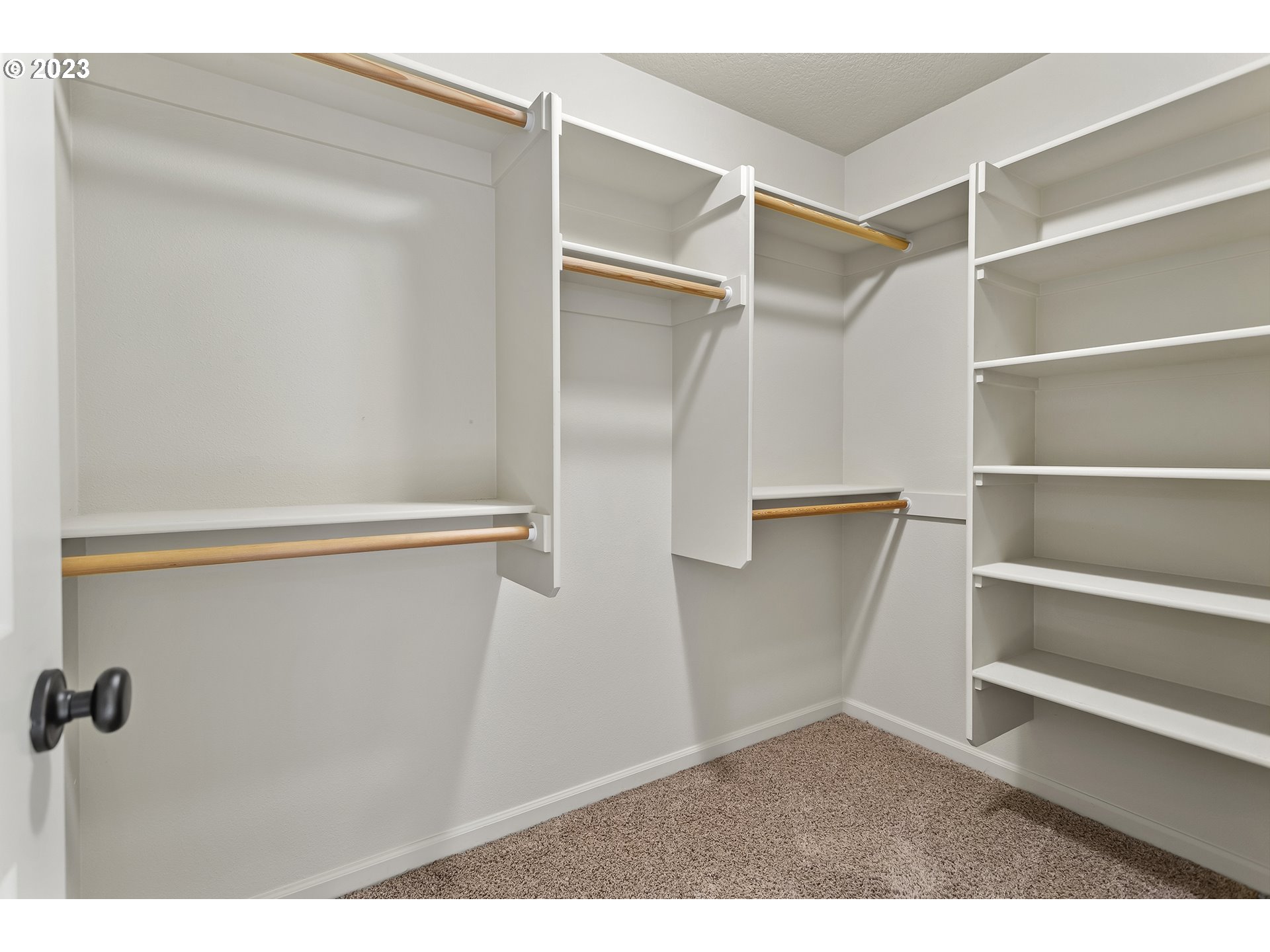 2267 Southwest 184th Terrace Beaverton, OR 97003 - Photo 21 of 39 a view of closet