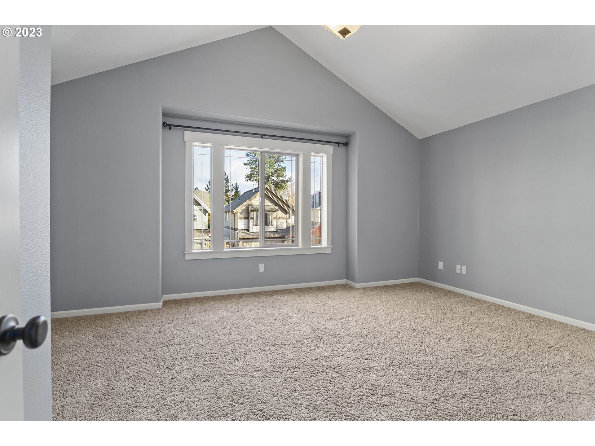 2267 Southwest 184th Terrace Beaverton, OR 97003 - Photo 23 of 39 an empty room with windows