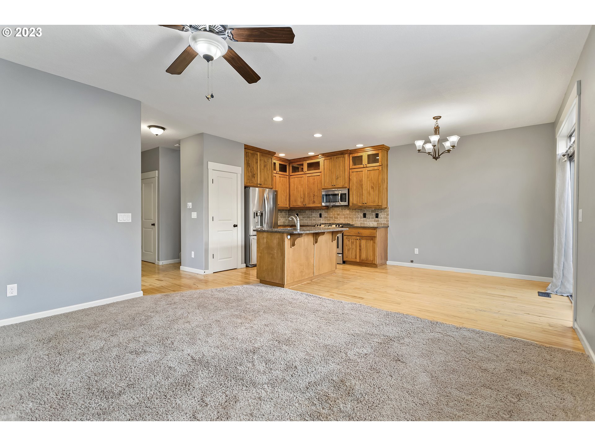 2267 Southwest 184th Terrace Beaverton, OR 97003 - Photo 8 of 39