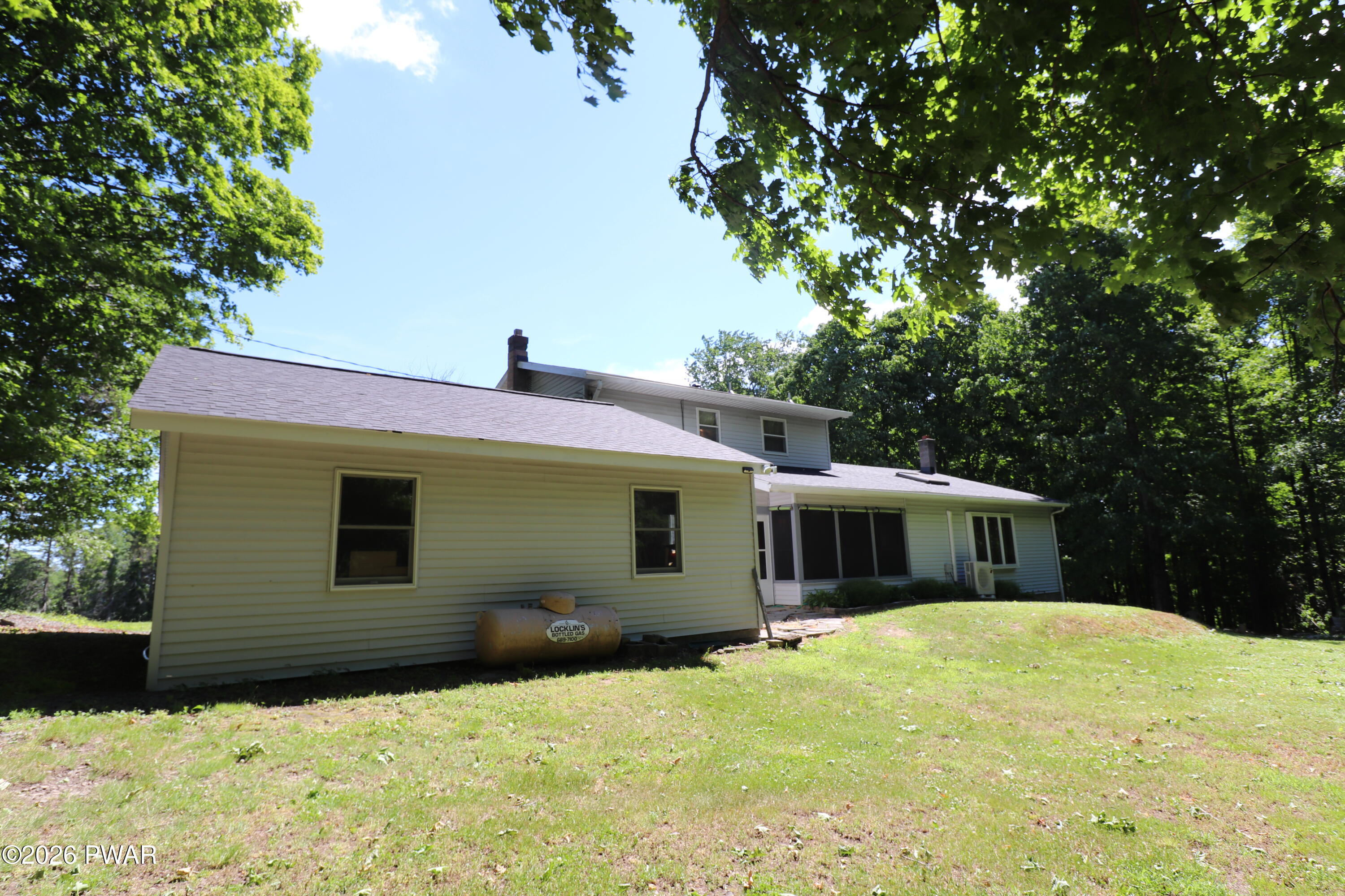 131 B Hilltop Road Newfoundland, PA 18445 - Photo 10 of 39