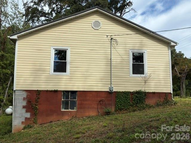 949 Cove Road Rutherfordton, NC 28139 - Photo 5 of 15 Gallery Image 5