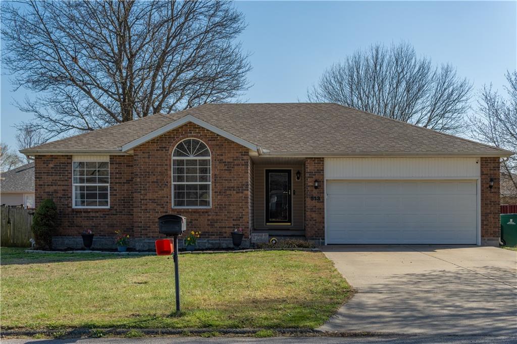 513 Kennedy Street Frontenac, KS 66763 - Photo 2 of 32