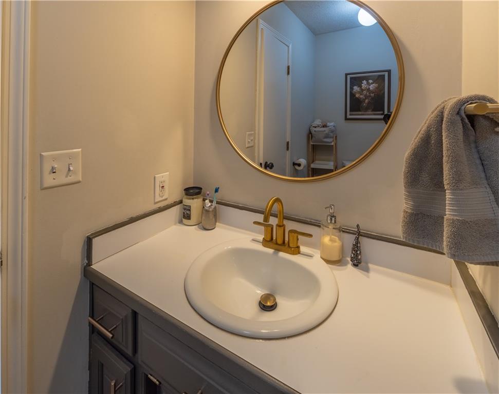 513 Kennedy Street Frontenac, KS 66763 - Photo 24 of 32