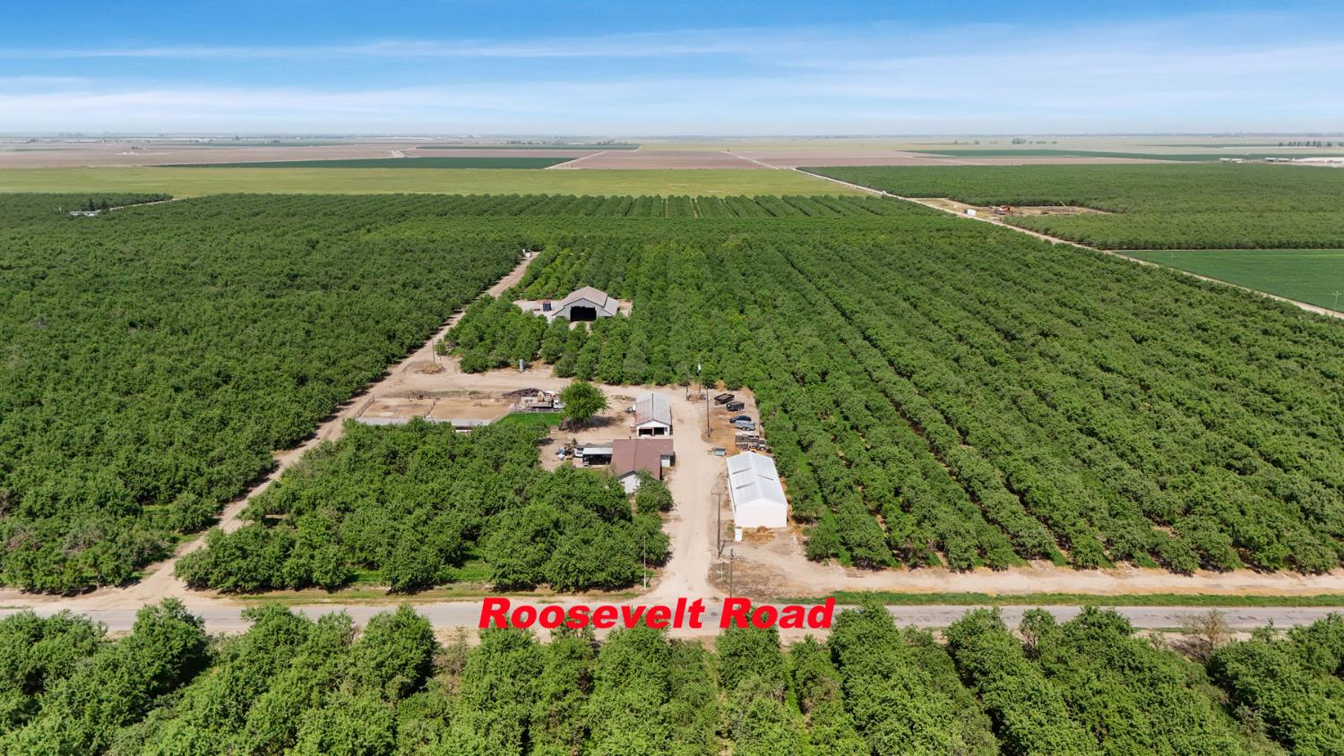 4866 East Roosevelt Road Chowchilla, CA 93610 - Photo 20 of 30 One of three employee homes.