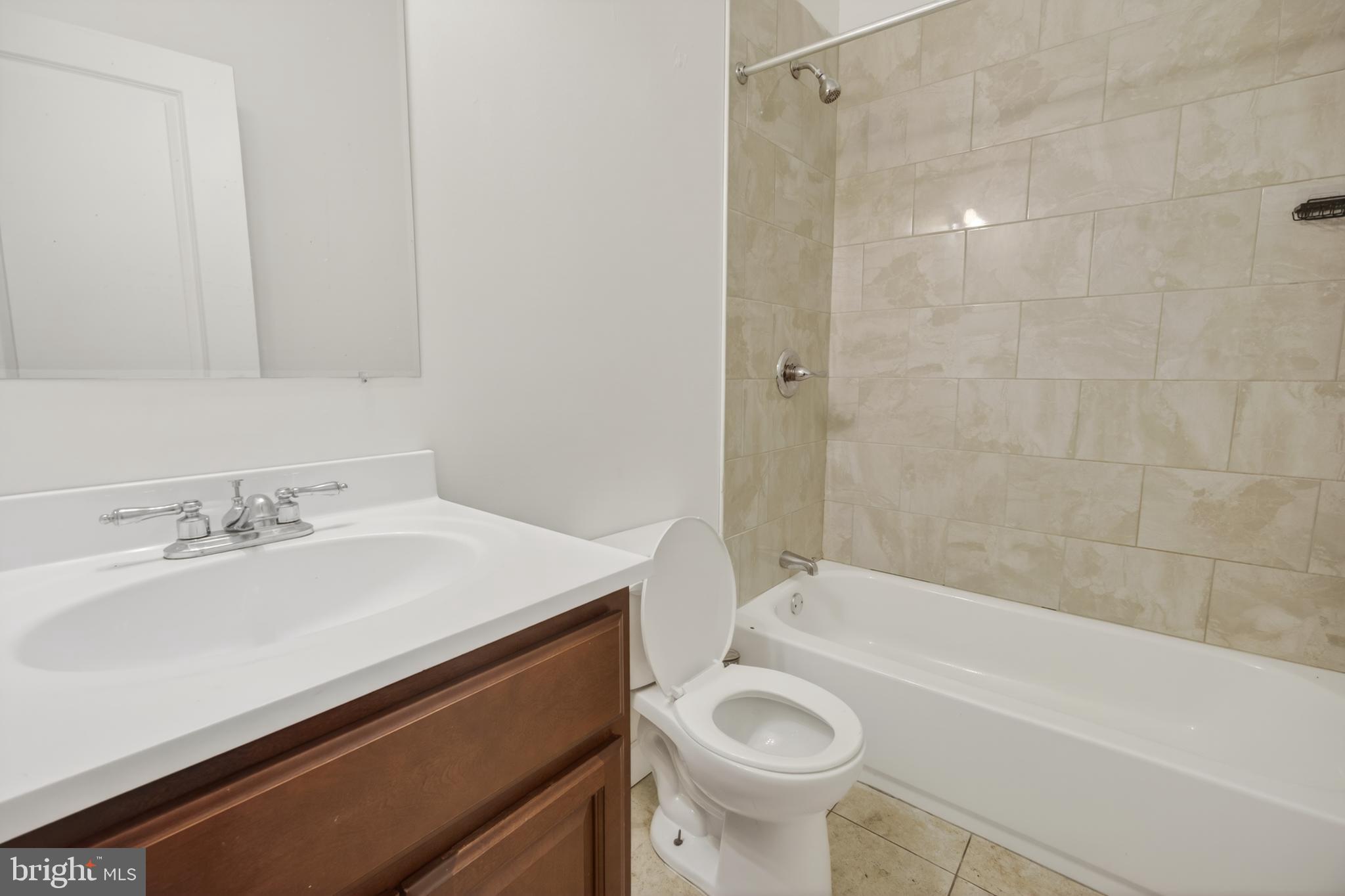 6040 Market Street, Unit 1 Philadelphia, PA 19139 - Photo 8 of 13