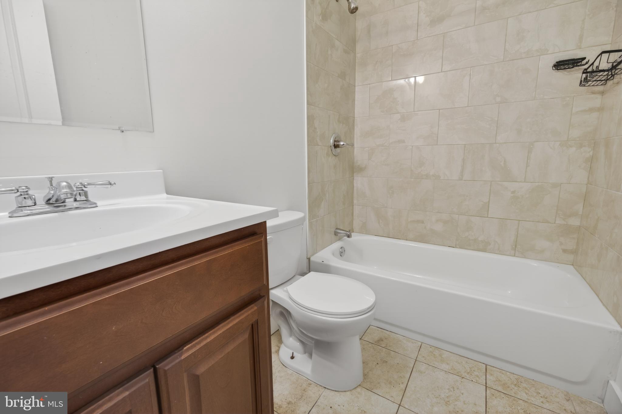 6040 Market Street, Unit 1 Philadelphia, PA 19139 - Photo 9 of 13