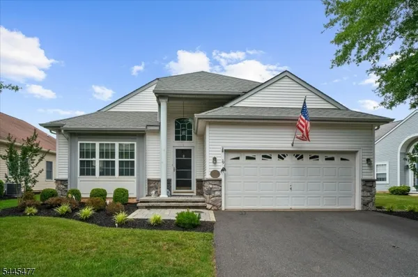 $625,000 | 79 Renaissance Boulevard, Somerset, NJ 08873