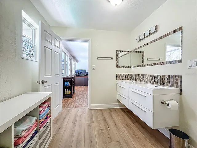 $875,000 | 2900 Park Street North, St. Petersburg, FL 33710