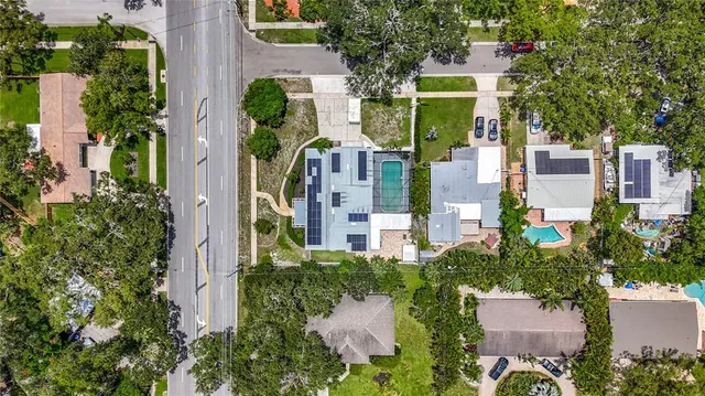 $875,000 | 2900 Park Street North, St. Petersburg, FL 33710