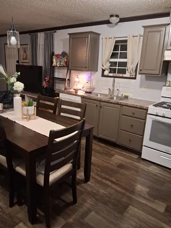 $47,000 | 641 West Walnut Street, Oglesby, IL 61348